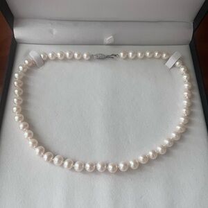 Pearl Source White Freshwater Pearl Necklace